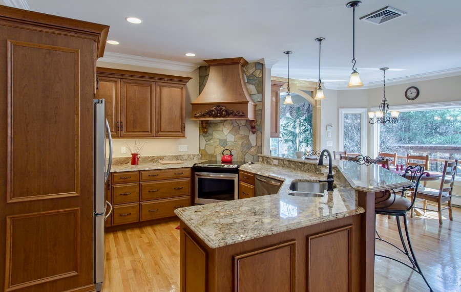 Cozy and inviting! Isn't this kitchen lovely?